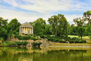 park with lake